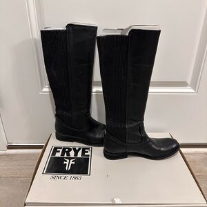 Frye Melissa Scrunch Black Boot